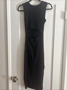 Sleeveless Black Cutout Midi Dress